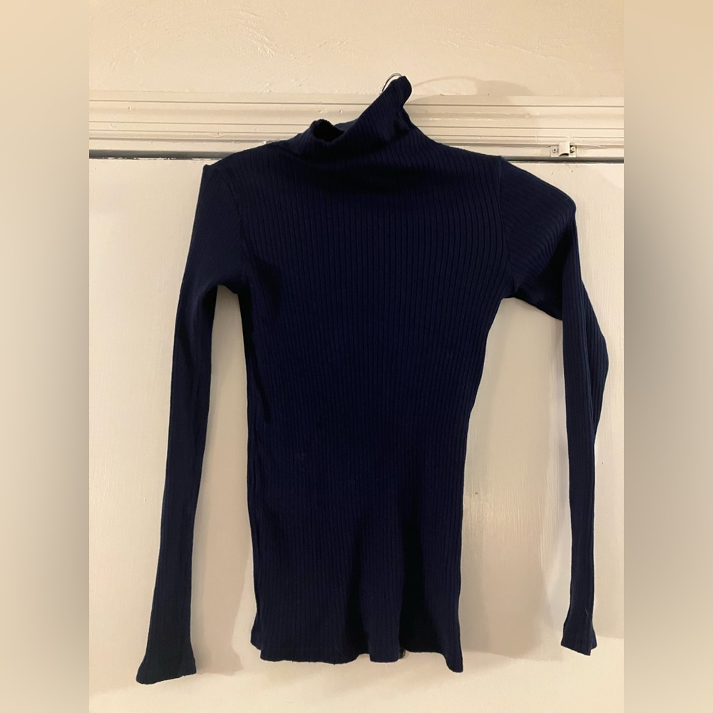Club Monaco mock turtle neck top medium women’s navy
